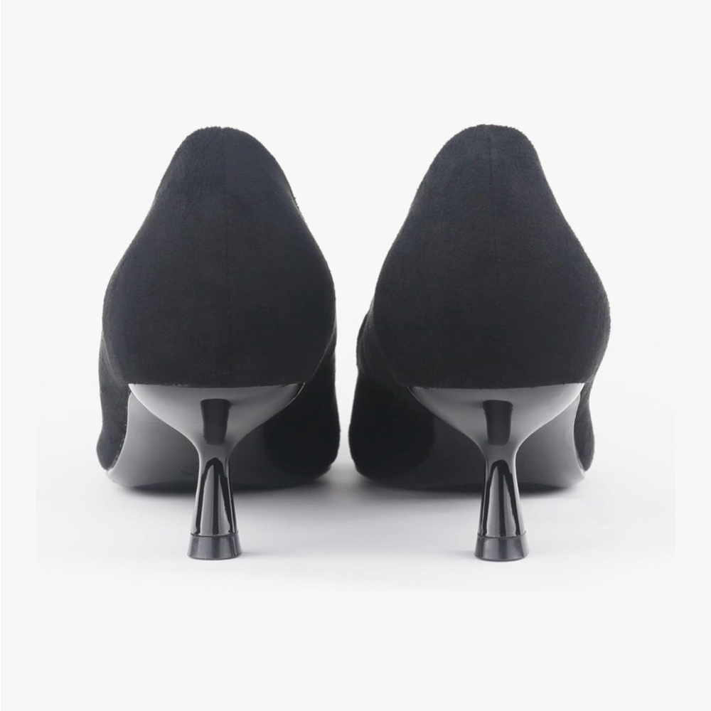 NWT Black Suede Women's Shoes - Picture 2 of 9